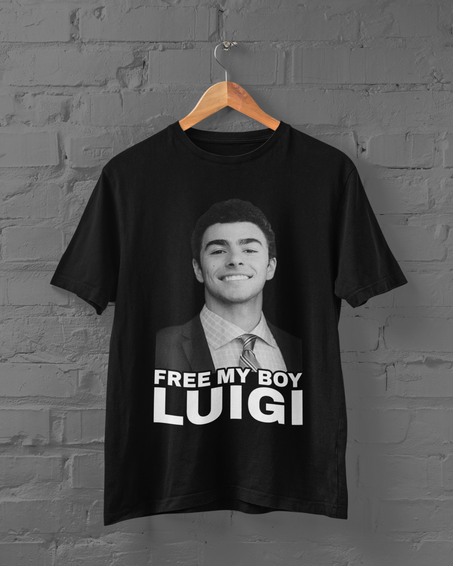 FREE MY BOY LUIGI - ADULT TEE