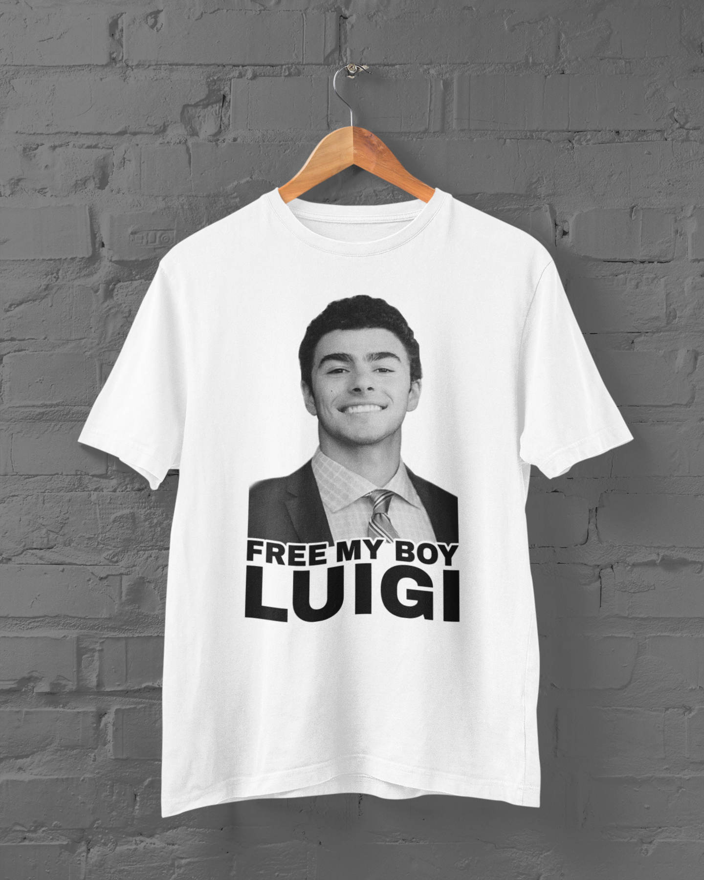 FREE MY BOY LUIGI - ADULT TEE