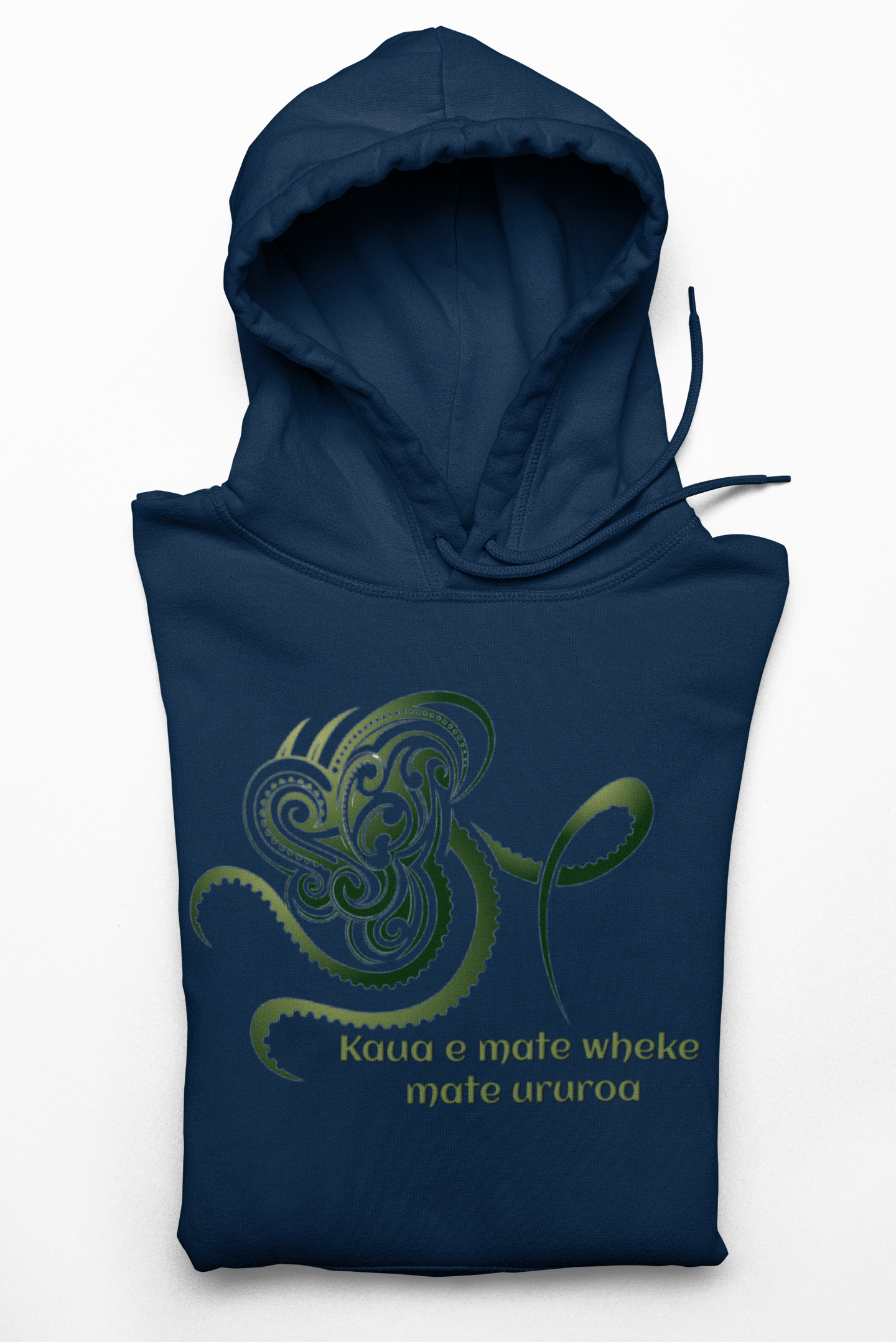 Kaua e mate wheke mate ururoa (fight like a shark ...... ) Adult Hoodie