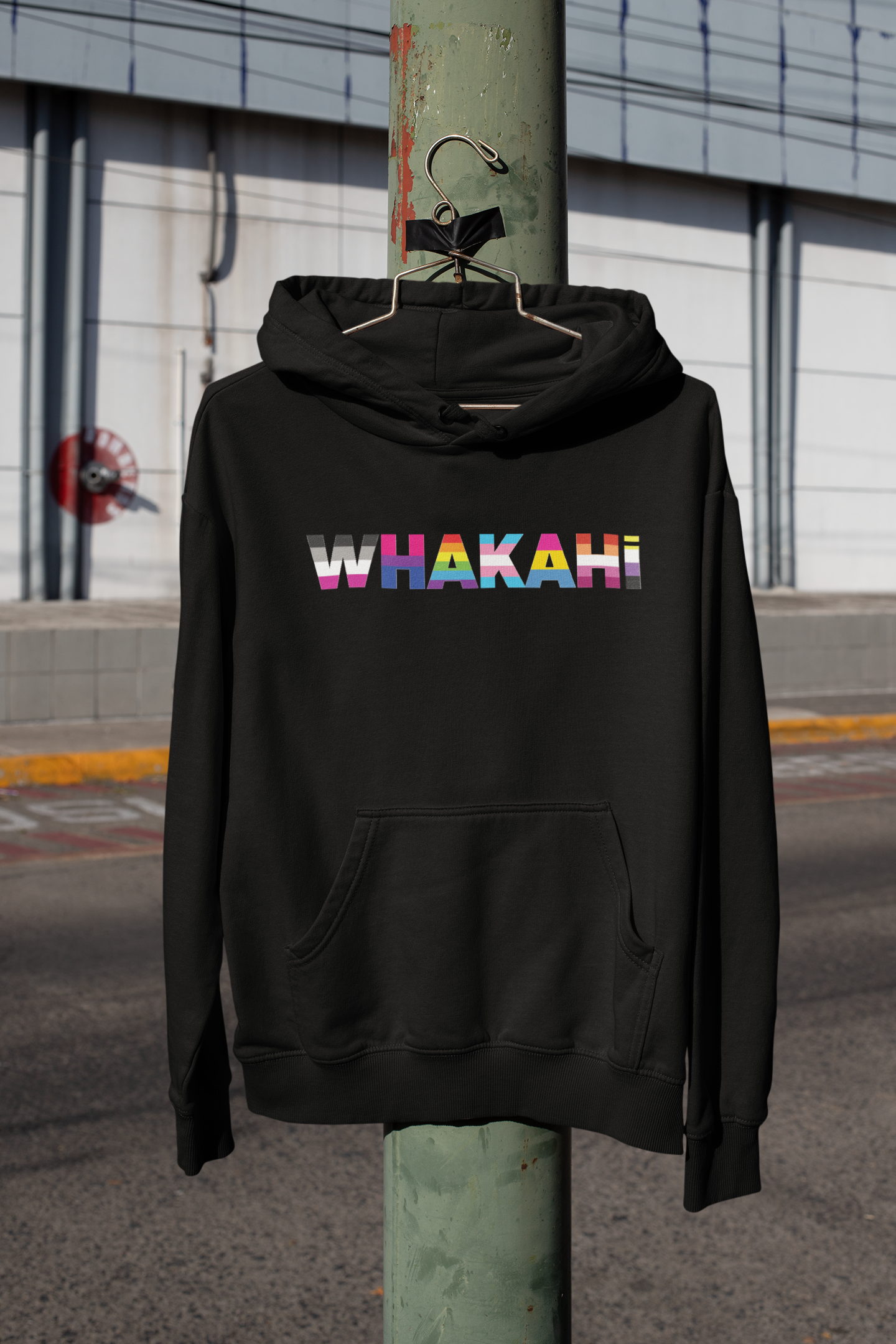 WHAKAHI - Hoodie