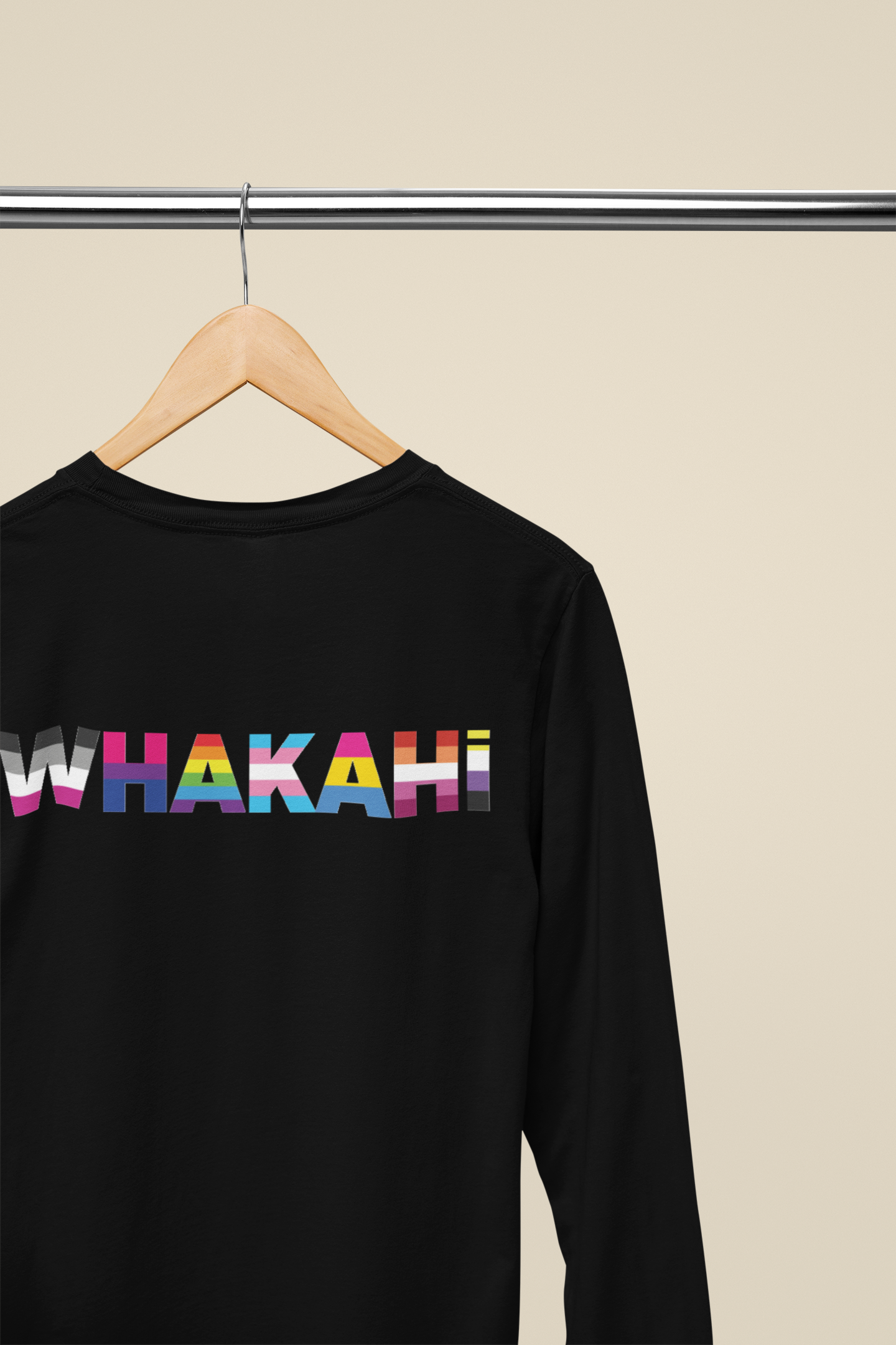 WHAKAHI  - Long Sleeve Tee