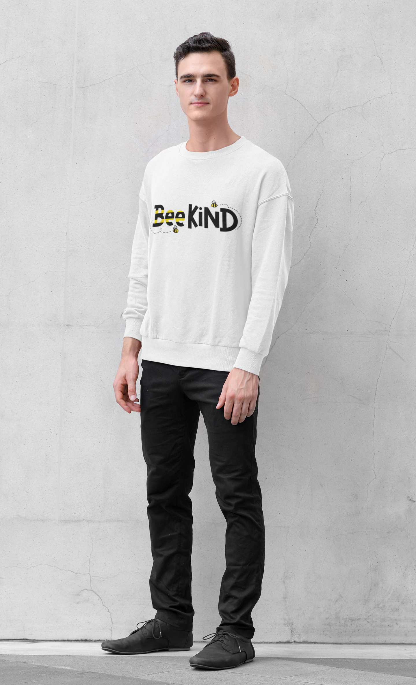 BEE KIND - Hoodie / Sweatshirt