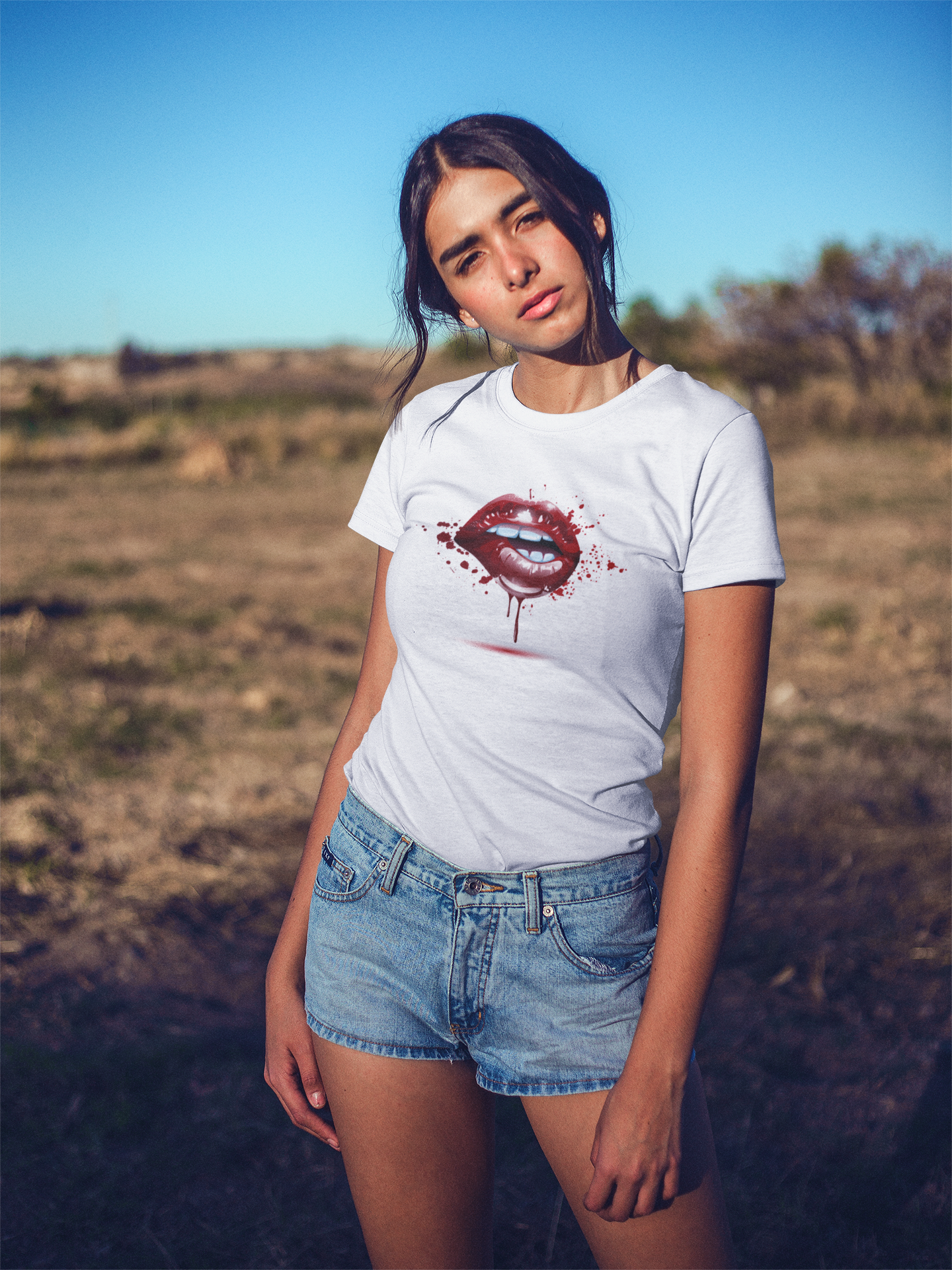 BITE ME - CHERRY RED LIP TEE